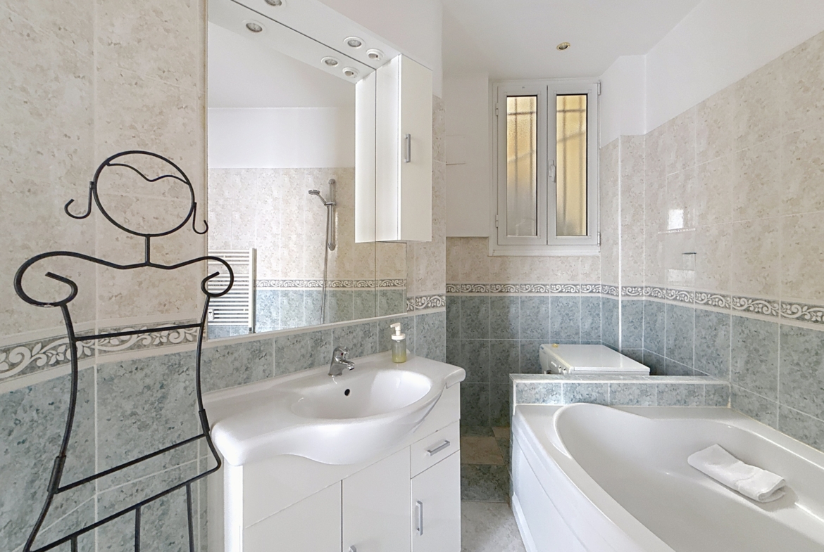 Appartement F2 Nice Grosso