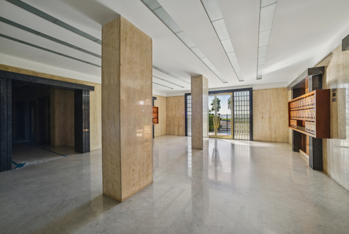 Studio à vendre face mer - Nice Promenade