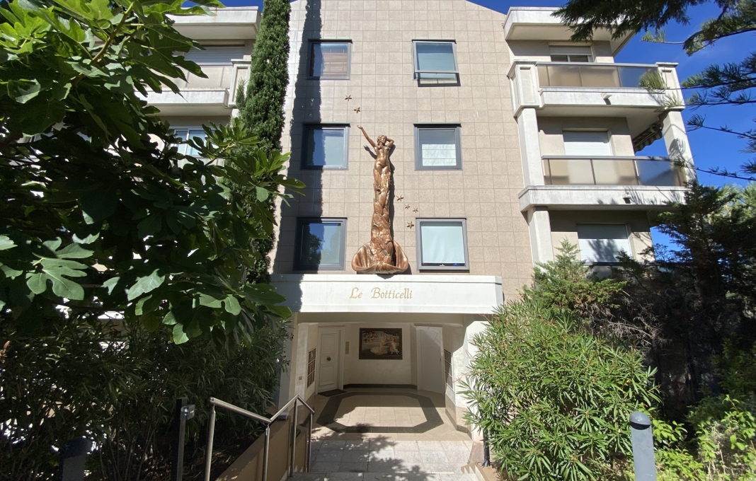 Le Botticelli Nice Cimiez|La-naissance-de-venus |