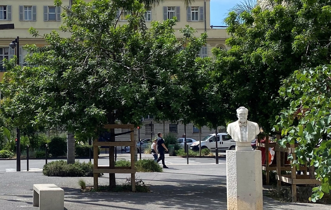 Monsieur François Grosso|François Grosso |