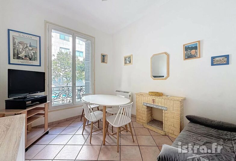 Vente Appartement  Nice