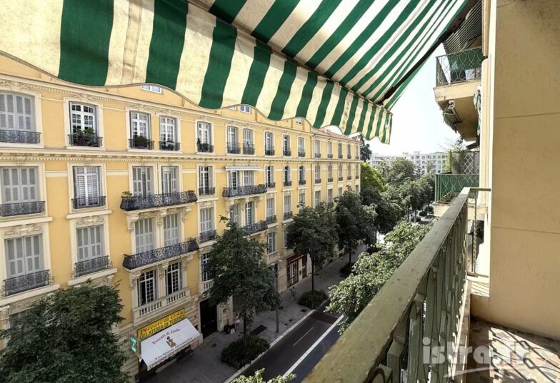 Vente Appartement  Nice