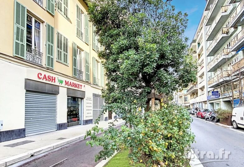 Vente Appartement  Nice