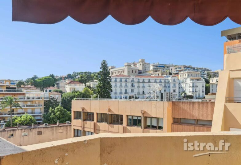 Vente Appartement  Nice