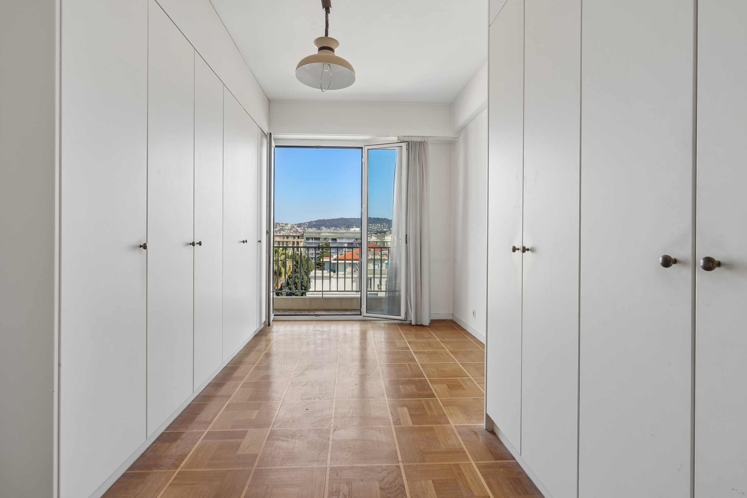 Le Cambridge 14 avenue Shakespeare 06000 Nice