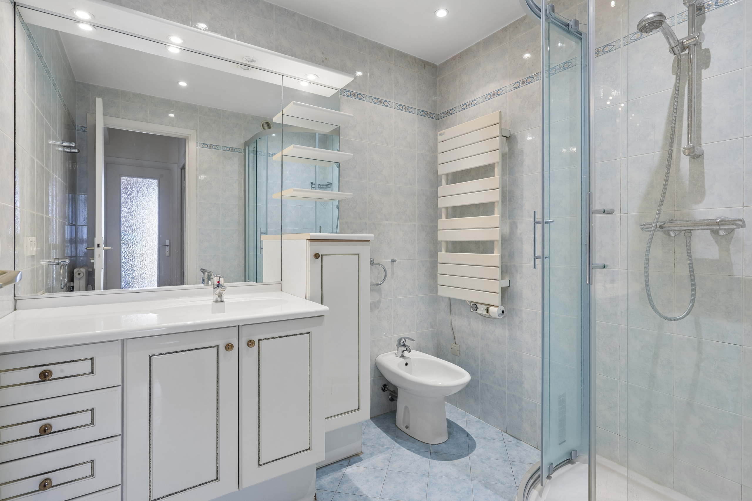 Le Cambridge 14 avenue Shakespeare 06000 Nice