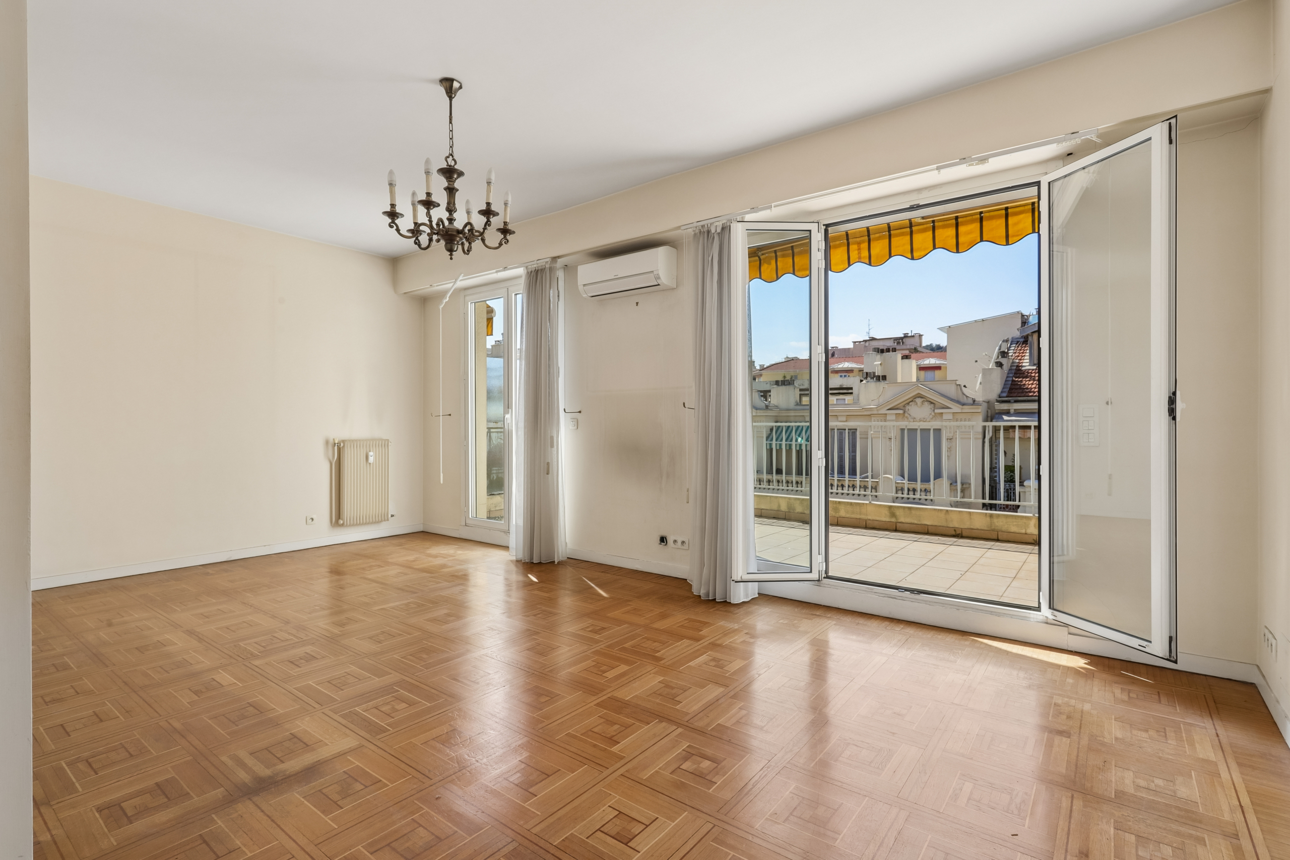 Le Cambridge 14 avenue Shakespeare 06000 Nice