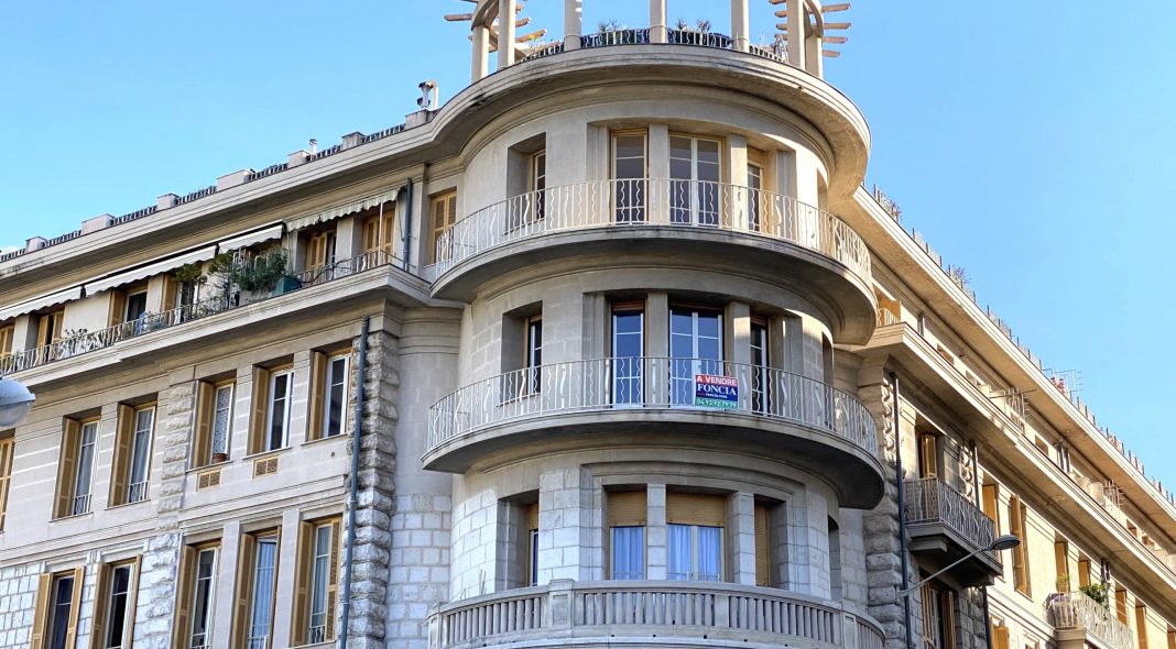 Le Palais de l'Industrie à Nice