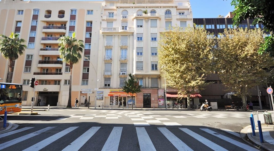 Les Pervenches, ex hôtel-Pension Mermonts à Nice